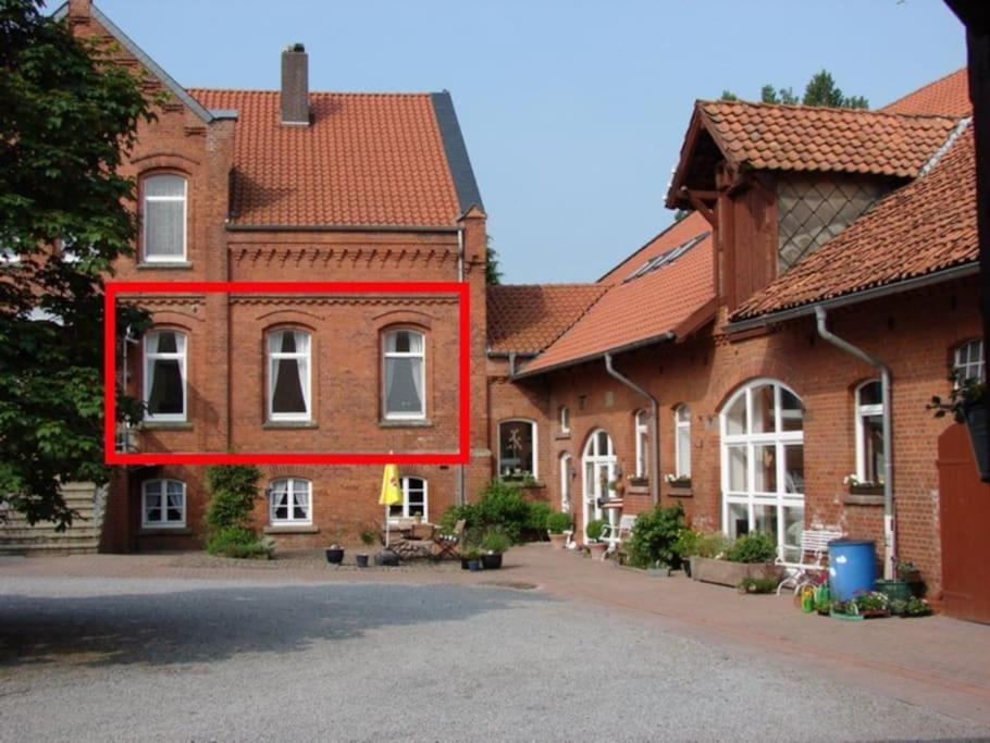 Idyllische Ferienwohnung Auf Altem Bauernhof Mit Wallbox Emmerthal エクステリア 写真